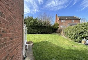 Photo 33- click for photo gallery